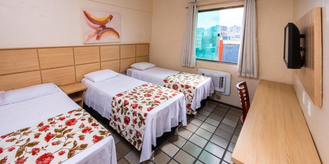 Hotel Dan Inn Express Salvador By Nacional Inn Dış mekan fotoğraf