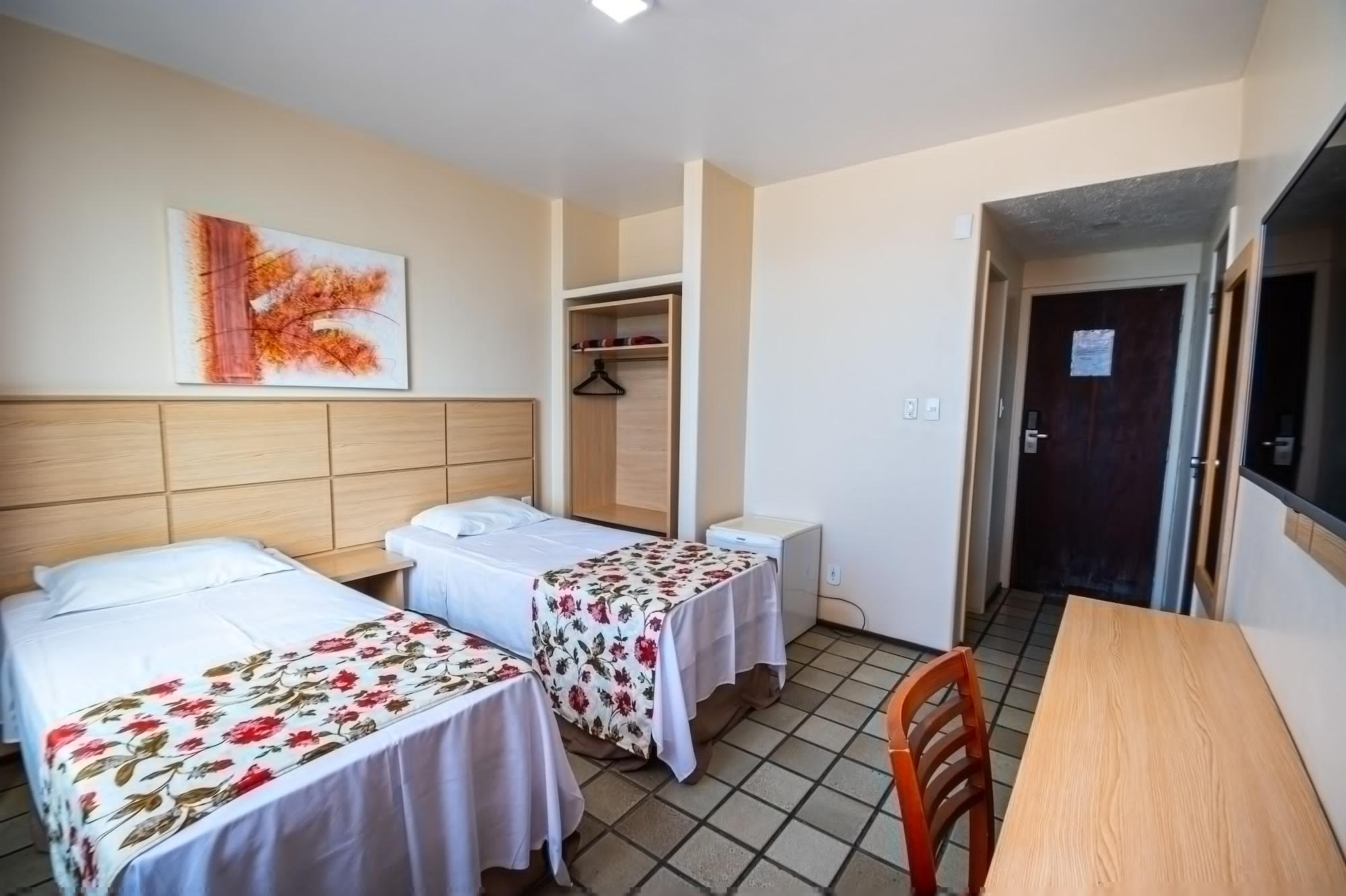 Hotel Dan Inn Express Salvador By Nacional Inn Dış mekan fotoğraf
